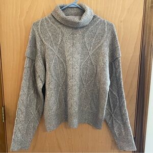 Elie Tahari sweater - size Med